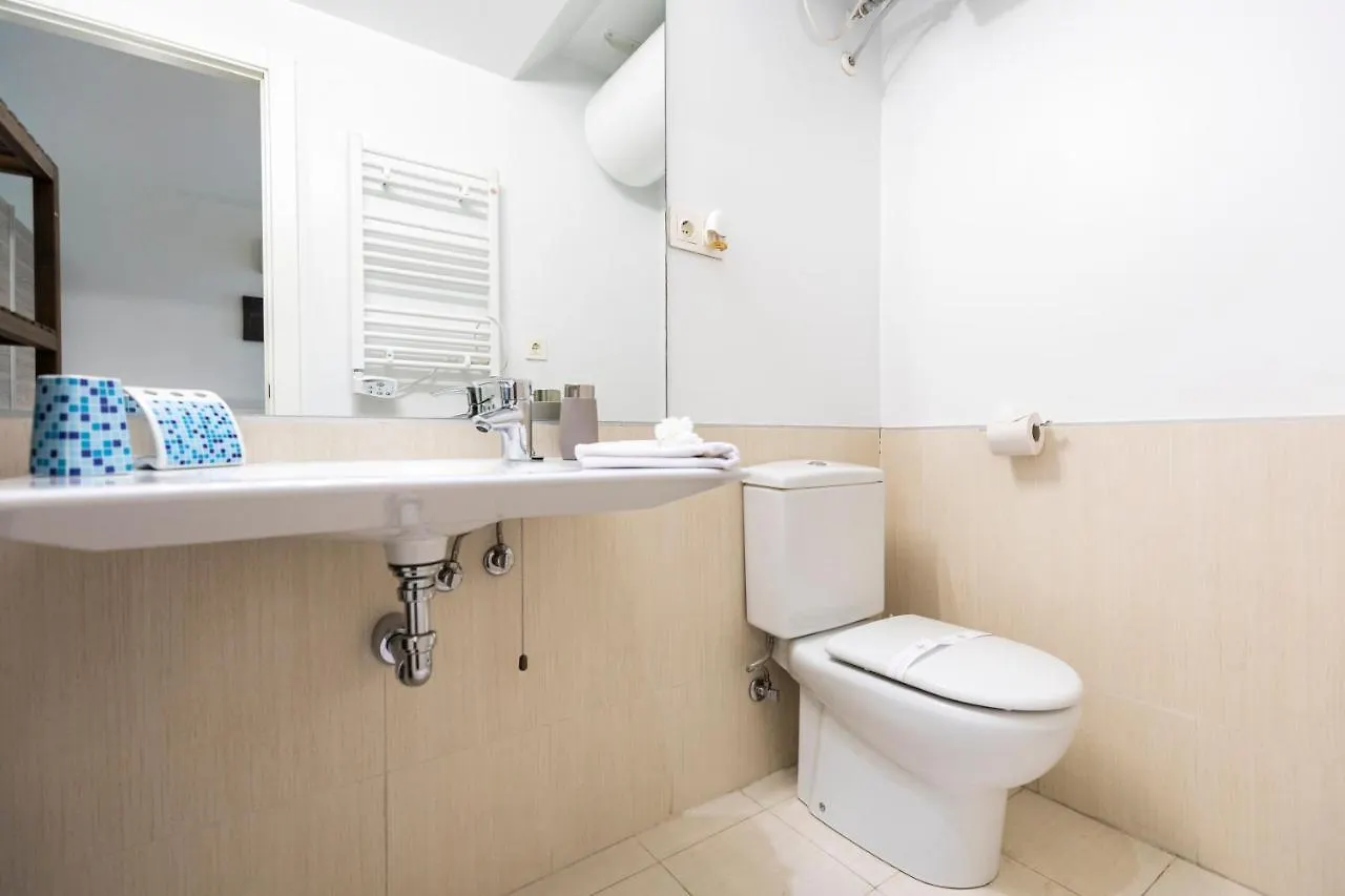 Madrid Norte II By Oshun Apartments 0*,